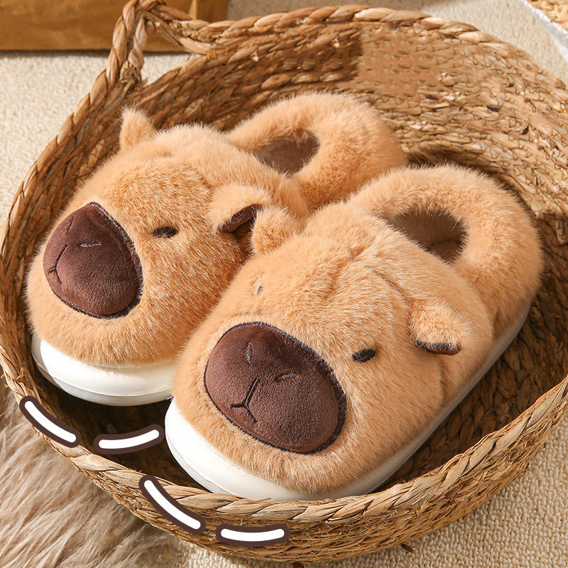 Pantuflas de peluche de capibara