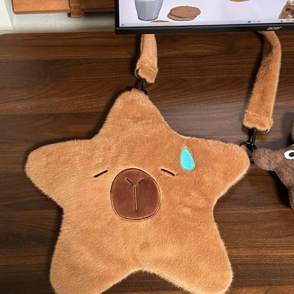 Bolso capybara forma estrella