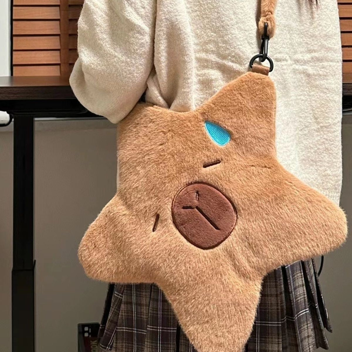 Bolso capybara forma estrella