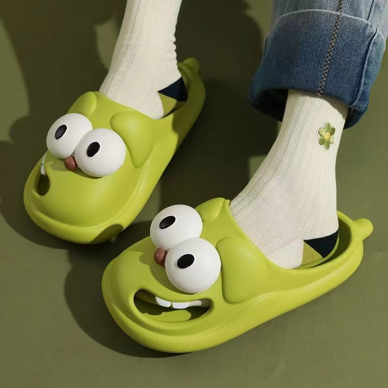 Zapatillas con ojos grandes