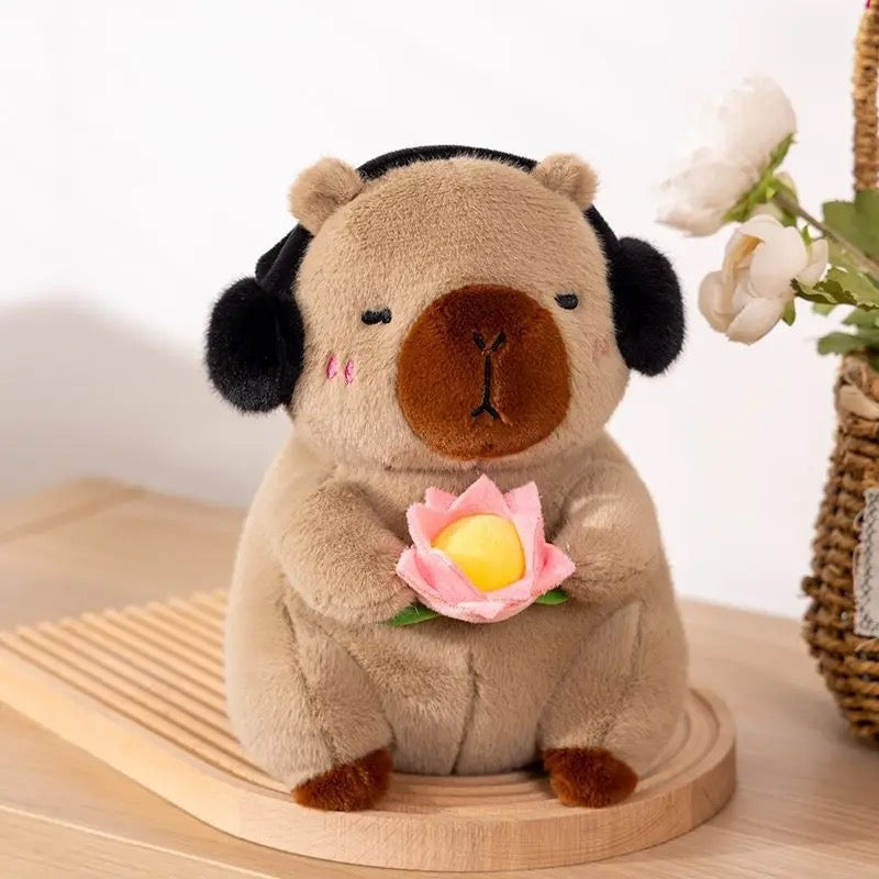 Capibara con orejeras