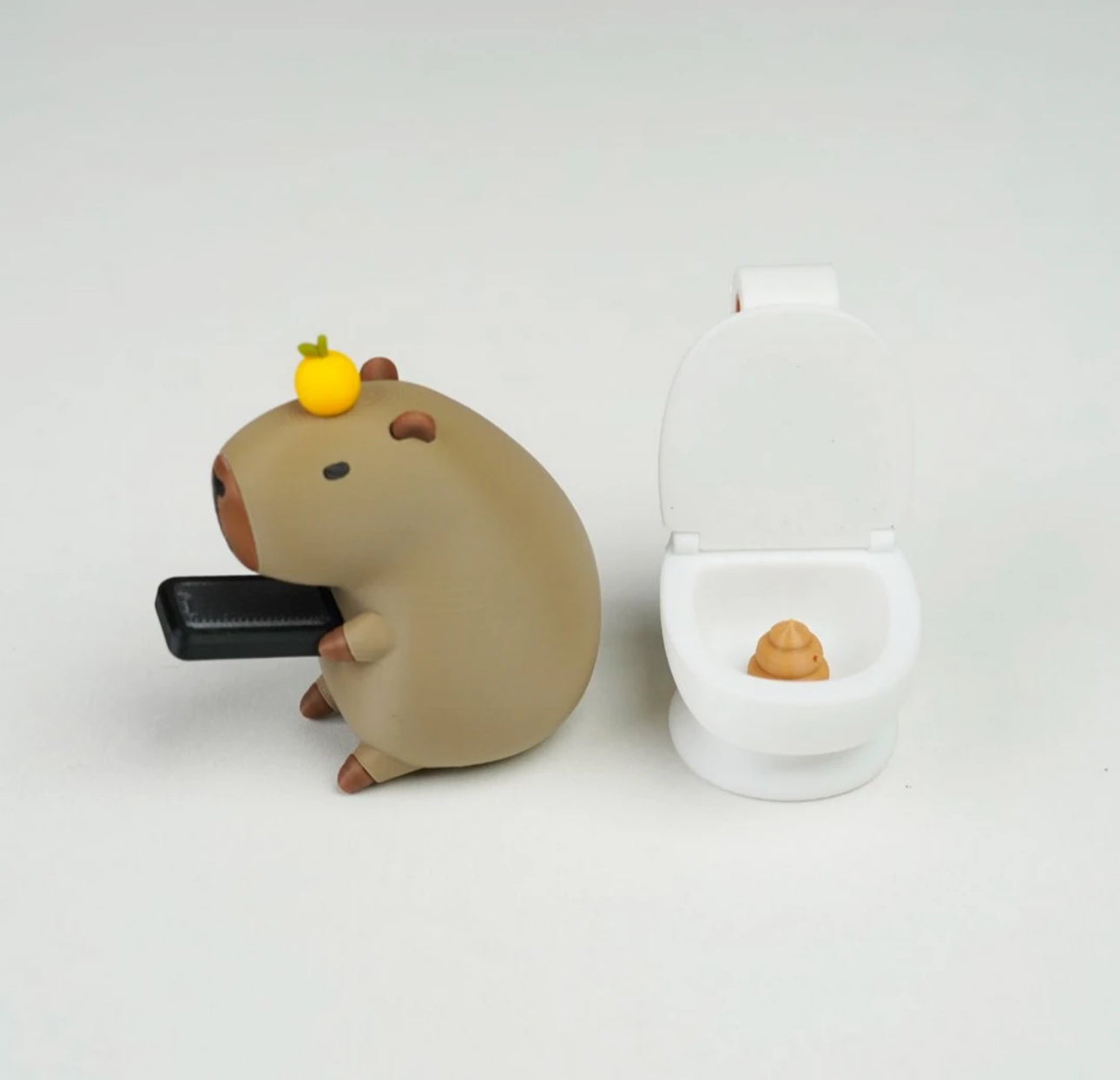 Capibara magnética en baño. juguetes figuras 3D