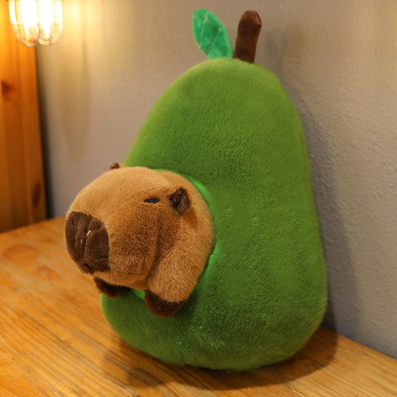 Peluche de capibara con forma de aguacate