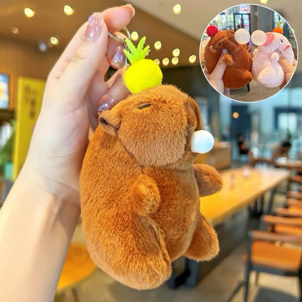 Llavero de Peluche Capibara con Frutas