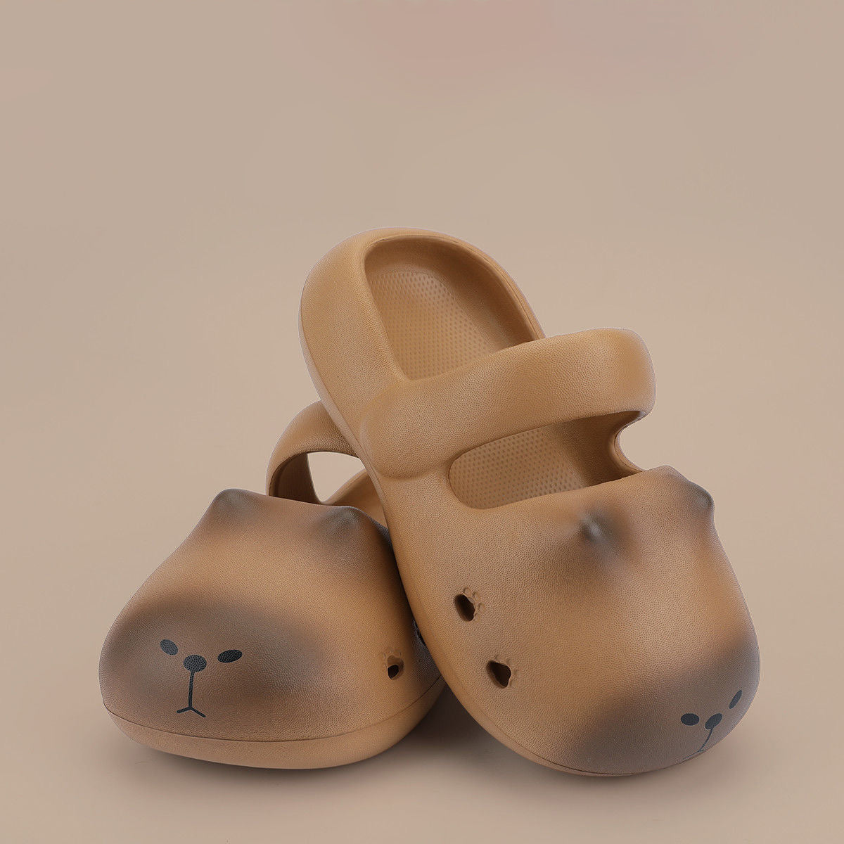 Pantuflas de capibara, sandalias de verano