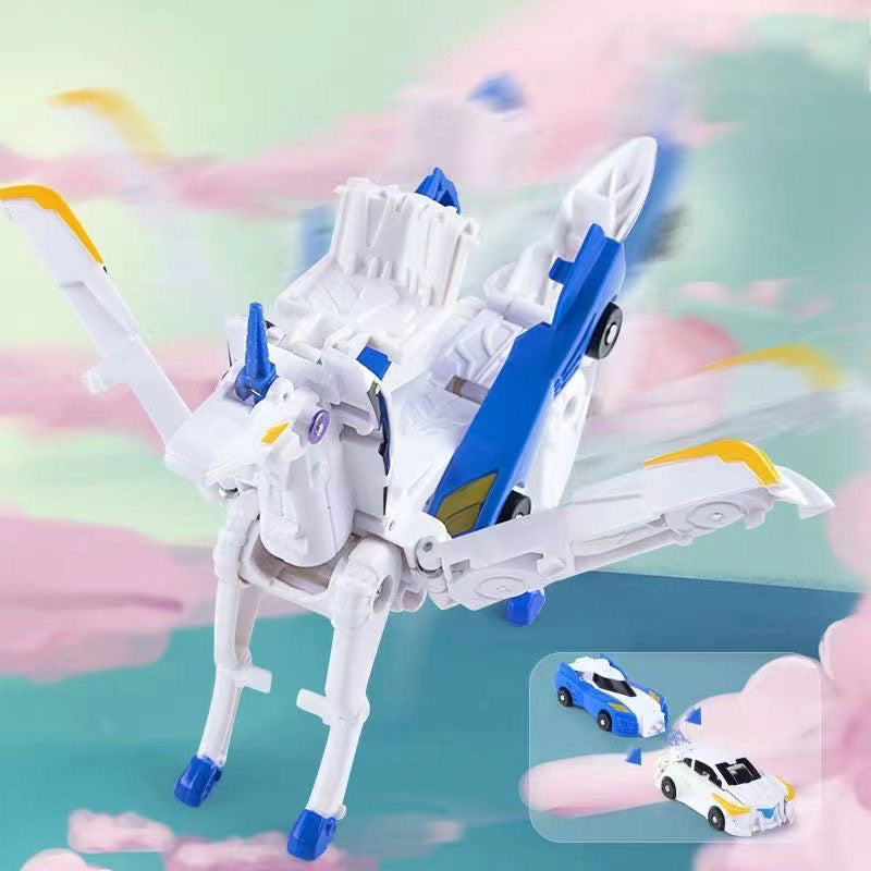 Coche de juguete transformando unicornio