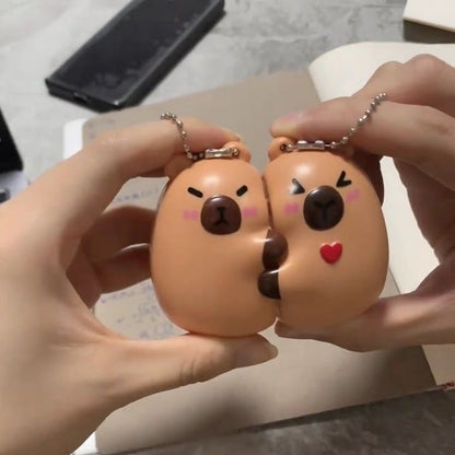 Llavero de Capibara con Voz – Dice “I Love You”