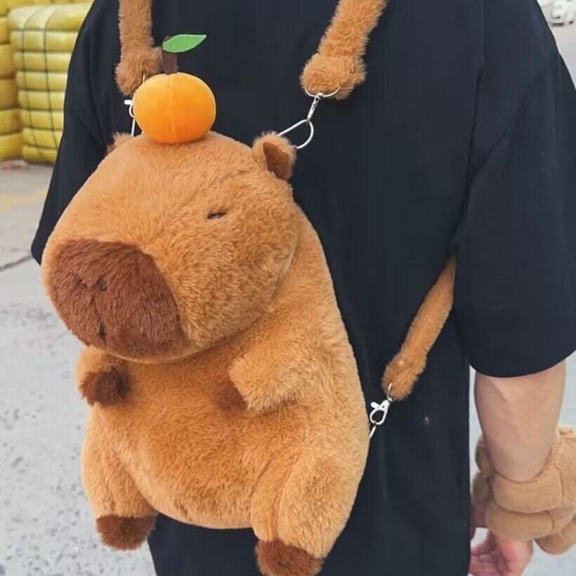 OFFER Capybara backpack, capybara plush